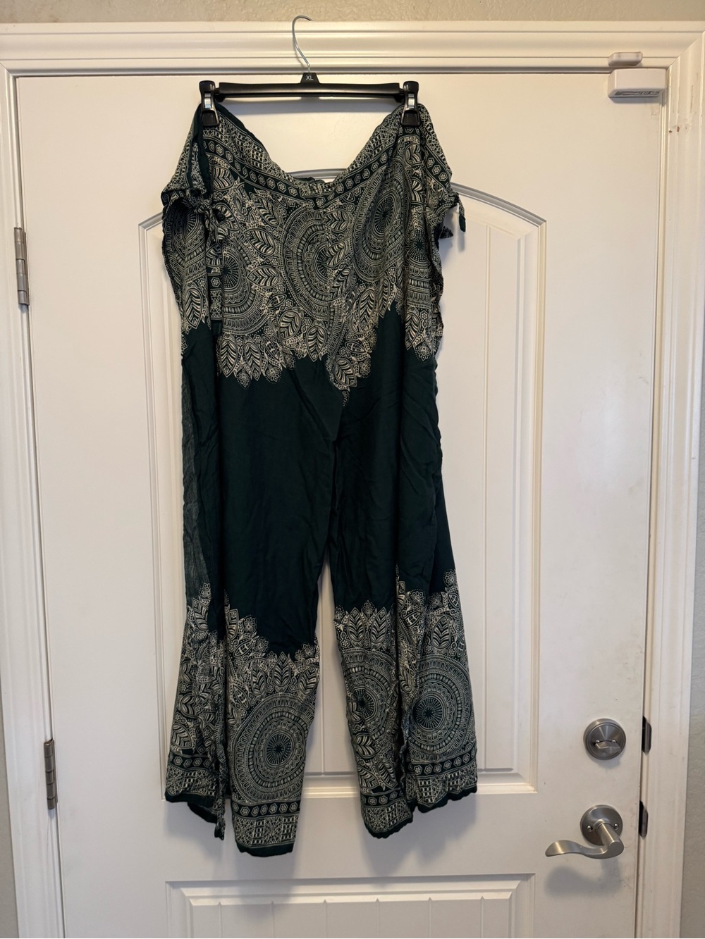 Women's Dark Green Printed Wide-Leg Jumpsuit